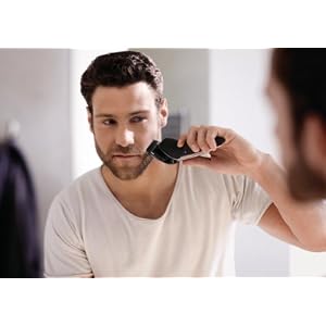 Philips RQ1175/17 SensoTouch  Gyroflex 2D Electric Shaver Metallic Red - Image 13