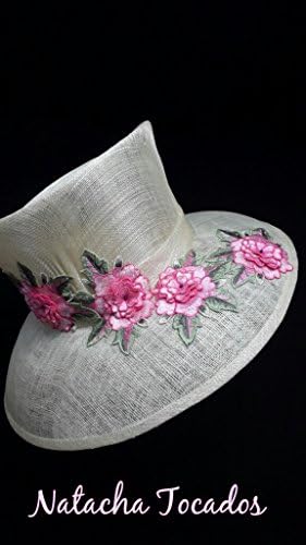 Pamela de sinamay in ivory color and pink flowers