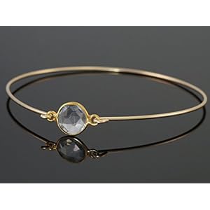 Zarter Armreif mit Bergkristall