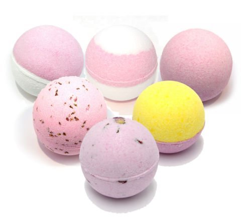 Bee Beautiful 6 X 65g Bath Bombs (approximately 5cm diameter) (Pinks)