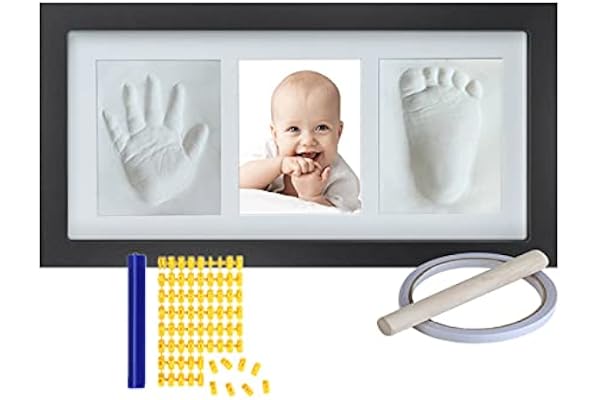 Aqsacokiya Kit Empreinte Mains et Pieds Bébé - Cadre Photo en Bois Avec Argile Blanche pour Nouveau né Garcon & Filles (Noir)