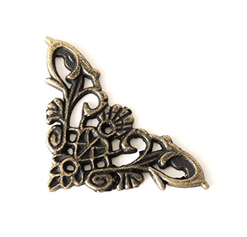 4 Verzierung / Ornament, Ecke, 3,5 x 3,5 cm, altmessing