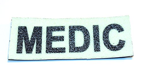 Preisvergleich Produktbild Im Dunkeln leuchtender "MEDIC“ Aufnäher