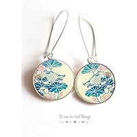 Ohrringe cabochon Japan, Asien, die große Blume beiges rosa Blau
