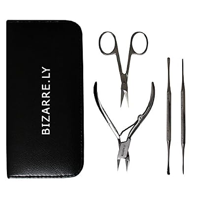 Bizarre.ly KIT PÉDICURE Pro Robuste Spécial Ongles Incarnés par BIZARRE.LY – RÉPARE et PREVIENT FACILEMENT les Ongles Douloureux – LIME, CUREUR, COUPE-ONGLES, CISEAUX – Avec POCHETTE DE TRANSPORT EN CUIR