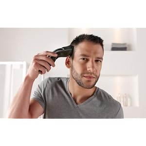 Philips Series 5000 Hair Clipper with Titanium Blades including Beard and Hair Combs - HC5450/83 - Image 6