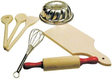 Schopper Round Baking Mold Set with Accessories and a Wooden Breadboard (7-Piece)