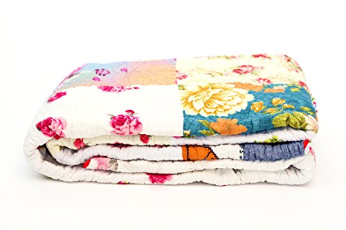 1001 Wohntraum N055 Quilt Frida Blumen Vinatge, 150 x 200 cm, Plaid Tagesdecke, Patchwork Shabby Landhaus Decke - 2