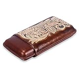 Der Innenraum besteht aus importierten Zedernholzspänen, die eine gute Feuchtigkeitsversorgung und Atmungsaktivität aufweisen, den wahren Geschmack von Zigarren schützen und die Reifung von Zigarren fördern. Die Zigarrenschachtel aus Leder ist ein natürlicher Begleiter für Zigarren.