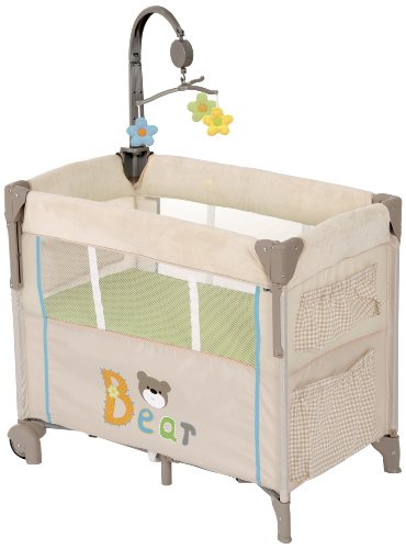 Hauck Dream 'n Care Center Travel Cot Bear