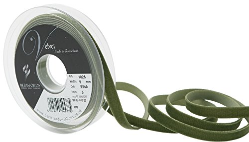 Berisfords Velvet Ribbon, Moss, 10.2 x 1.5 x 10.2 cm