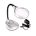 Produktbild Carson LM-20 Tischlupe (2-5-fach Vergrößerung) 2-LED Leuchte
