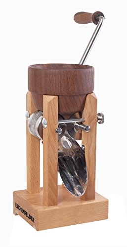 Eschenfelder Kornquetsche mit Holztrichter aus Nussbaumholz - ein MustHave