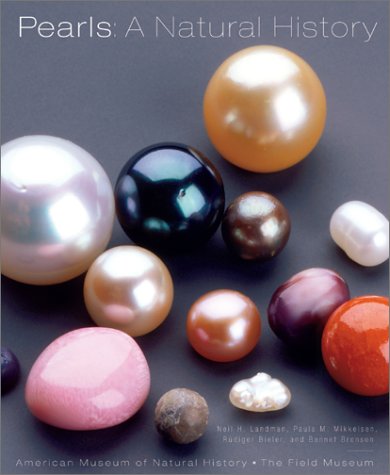 Pearls: A Natural History livre