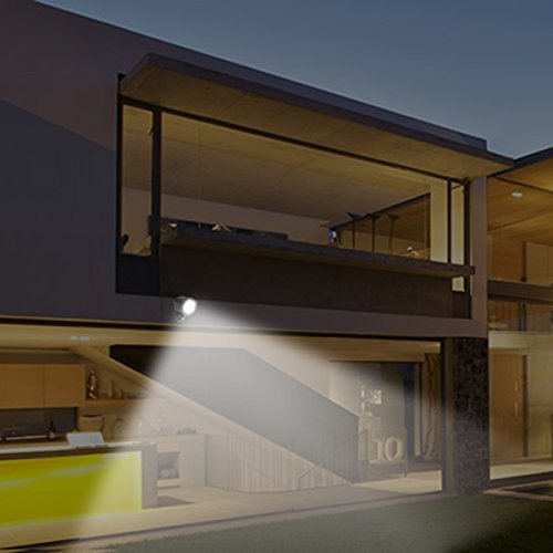 CrazyFire Wireless 600 Lumen Spotlight,4 LED Battery Operated Security Light,IP65 Waterproof PIR Motion Sensor Outdoor Indoor Wall Light Lamp for Home Garage Patio Entrance Garden Yard (Black)