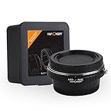 Kein Autofokus. Die Scharfstellung sowie die Blende-, Fokus- und Zoomeinstellung erfolgen manuell am Objektiv.