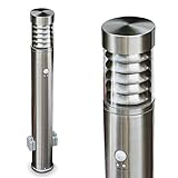 MAßE: Die Steckdosenlampe mit Bewegungsmelder hat folgende Maße: 10 cm Höhe der Leuchte: 80 cm Durchmesser des Sockels: 11 cm Abstand der Bohrlöcher zur Bodenbefestigung: 7,5 cm - im Dreieck angeordnet.