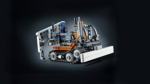 LEGO Technic 42032: Compact Tracked Loader