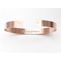 Schwesterherz Kupfer Armreif außen mit Herzen - bis 20 Zeichen