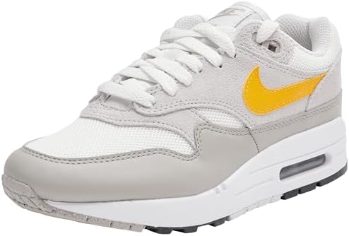 Nike FZ5808-105 Air Max 1 Ess Uomo, Summit White/University Gold-VAST Grey EU 38.5