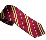 Esta corbata lisa no solo es muy noble, sino también de moda.