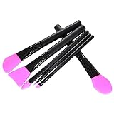 The face brush is soft and comfortable, harmless to skin.