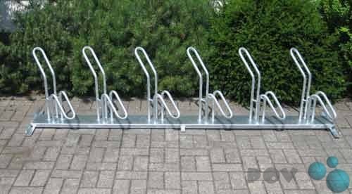 Preisvergleich Produktbild POV® Fahrrad-Rohrparker als Reihenparker 6 Radeinstellplätze einseitig verzinkt schräg rechts