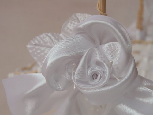 Blumenkinderkörbchen Biedermeier Streukorb weiss mit SATINROSE, 24 x 17 cm – Blumenkinderkorb Streukörbchen zur Hochzeit, Korb Geflochten – - 2