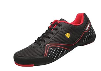 relaxo sports shoes