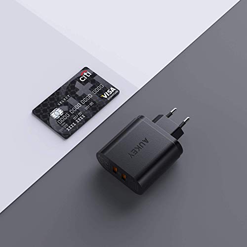 AUKEY Quick Charge 3 0 USB Chargeur Secteur 2 Ports 39W Chargeur Mural Universel pour Samsung Galaxy S8   Note 8  iPhone X   8 8 Plus  iPad Pro Air  HTC 10  LG G5   G6 etc   Noir 