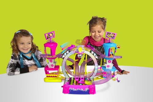 Polly Pocket Race to the Concert Playset