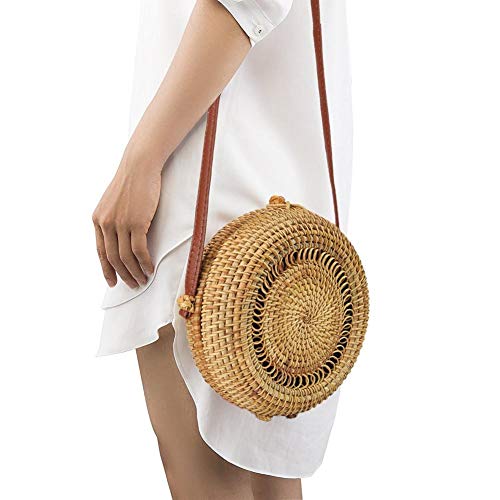 round wicker shoulder bag