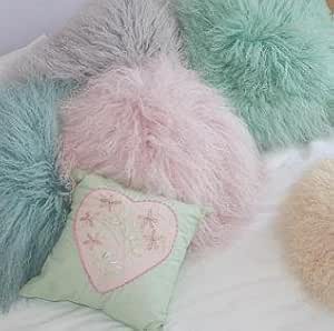 round fluffy cushion