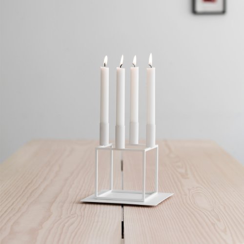 by Lassen Kubus 4 Kerzenhalter, Kerzenständer, Lackierter Stahl, 14×14 cm, Weiss - 3