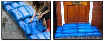 HydroSack - Blue - Pack of 2 - The Instant Sandbag For Flood Prevention - Has a highly absorbent core & can absorb up to 20 litres - Has handles for minimal contact