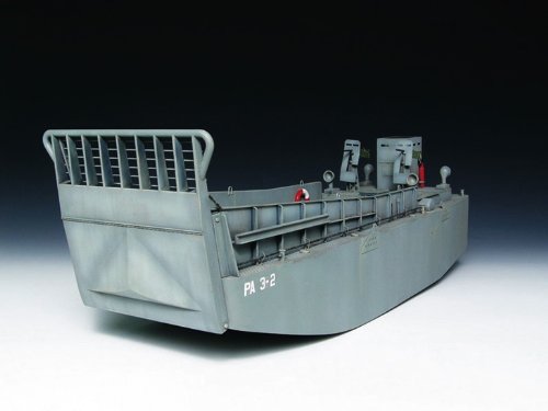Imagen 5 de Trumpeter 00347 WWII U.S. Navy LCM (3) Landing Craft - Lancha de desembarco militar en miniatura (escala 1:35)