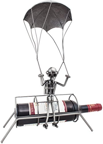 BRUBAKER Flaschenhalter Fallschirmspringer Metall Skulptur mit Geschenkkarte - 2