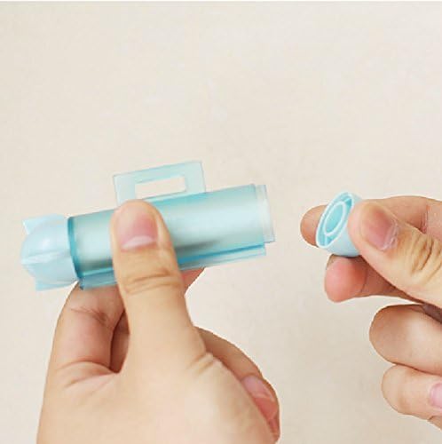 New Rolling Squeezer Toothpaste Dispenser Tube Partner Sucker Hanging Holder