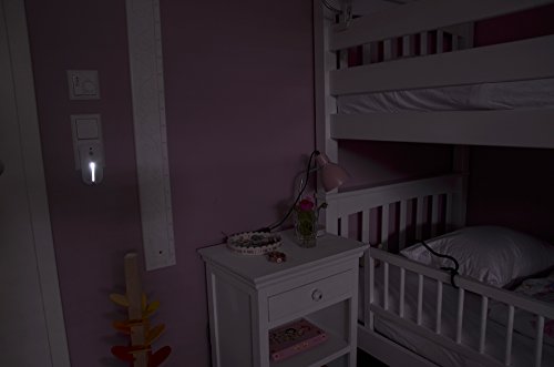Brennenstuhl LED-Nachtlicht / sanftes Orientierungslicht mit Infrarot-Bewegungsmelder und Dämmungssensor für die Steckdose (mit Schalter) Farbe: weiß - 8