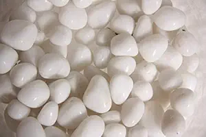 OhhSome Polished White Natural Pebbles Decorative Gradient Gold Stones and for Garden/Pebbles Stones_Gravels_Aquarium_Vase Filler_Fountain_Table_Living Room D?cor_Lawn [1Kg]