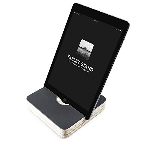 FORMGUT // iPad Ständer Holz, Tablet-halter für iPad Pro, Air 2, Mini 2, 2 Winkel Neigungen, Schreibtisch, Bett oder Boden Halterung // Handmade in Germany (Schwarz Linoleum) - 2