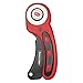 Produktbild KKmoon 45mm Rollschneider Rundklingen Cutter mit Ersatzklingen Schutzmechanismus Ergonomischem Griff, Rollmesser Rollenschneider Stoffschneider Rotary Cutter für DIY Handemade Papier Leder Tuch Rot