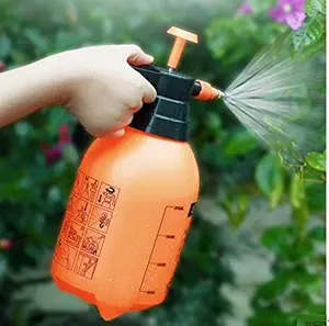 SAMEZONE Garden Pump Pressure Sprayer, Lawn Sprinkler,Water Mister, Spray Bottle for Herbicides, Pesticides, Fertilizers, Plants Flowers 2 Liter Capacity - Random Color