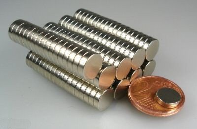Preisvergleich Produktbild 20 Neodym-Supermagnete 7 x 2 mm vernickelt