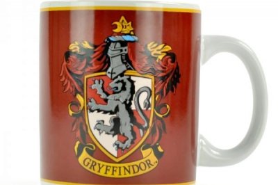Half-Moon-Bay-MUGBHP04-Harry-Potter-Gryffindor-House-Crest-Mug-Kaffeetasse-Keramik-dunkelrot-12-x-10-x-85-cm