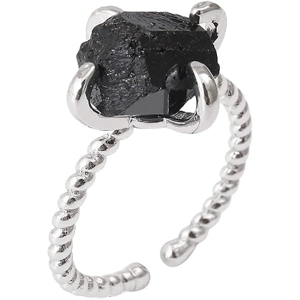 Pietra preziosa di tormalina nera: gioielli fatti a mano in argento sterling 925, pietra grezza. - Italia Pietra preziosa di tormalina nera: gioielli fatti a mano in argento sterling 925, pietra grezza. - Italia