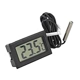 Einfaches Design mit klarer und gut lesbarer digitaler LCD-Anzeige.