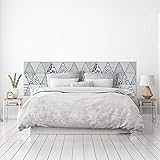 Fácil instalación. MEGADECOR Cabecero Cama PVC Decorativo Económico Diseño Geométrico de Triángulos Estampados Fondo Blanco Varias Medidas (150 cm x 60 cm)