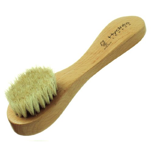 Hydrea Wooden Facial Brush