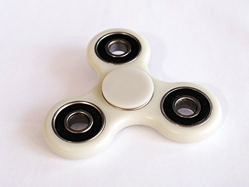 zappeln Spinner Glow in the Dark – skywell zappeln Spielzeug für hinzufügen, ADHD, Angst und Autismus Erwachsene Kinder – Stress Relief Spielzeug Hand tri-spinner – gemischt Keramik Kugellager – nicht 3D bedruckt - 7